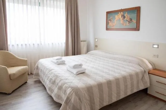 Al Frantoio Maddii Nocleg ze śniadaniem 4*